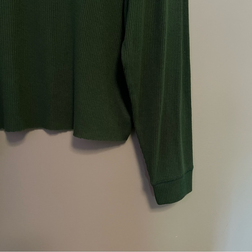 AE Ribbed Long Sleeve - Picture 2 of 3